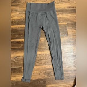 Grey workout leggings with butt scrunch